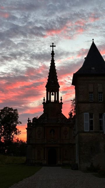 Château de Preisch - Moselle Trois Frontières - Coucher de soleil derrière la chapelle